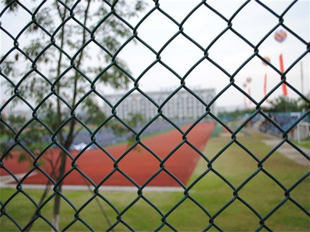 田径场围网